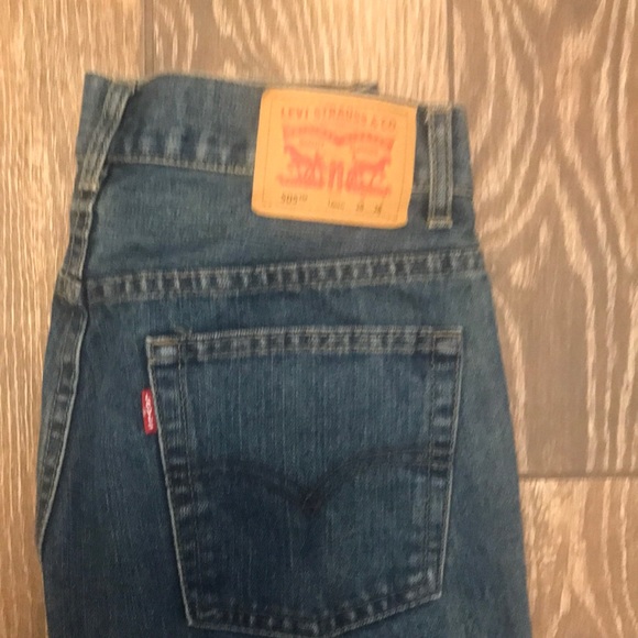 Boys Levi’s - Picture 4 of 4